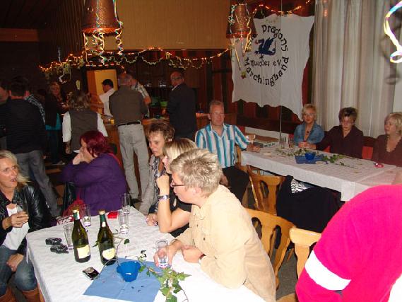  Bildname: B-Day_006.jpg 
 Breite: 640 Pixel 
 Höhe: 480 Pixel 
 Grösse: 107 kB 