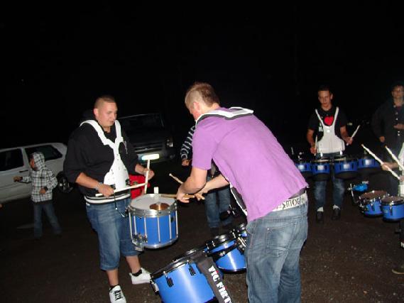  Bildname: B-Day_080.jpg 
 Breite: 640 Pixel 
 Höhe: 480 Pixel 
 Grösse: 70 kB 