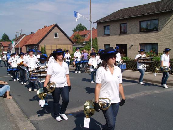  Bildname: Dorfmark_052.jpg 
 Breite: 640 Pixel 
 Höhe: 480 Pixel 
 Grösse: 104 kB 