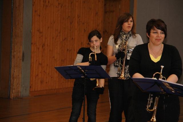  Bildname: IMG_0196.JPG 
 Breite: 640 Pixel 
 Höhe: 427 Pixel 
 Grösse: 160 kB 