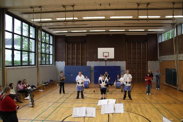  Bildname: IMG_0207.JPG 
 Breite: 640 Pixel 
 Höhe: 427 Pixel 
 Grösse: 207 kB 