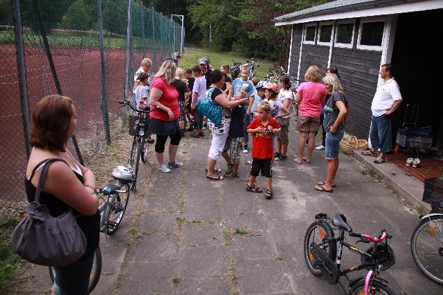  Bildname: IMG_0147.JPG 
 Breite: 640 Pixel 
 Höhe: 427 Pixel 
 Grösse: 183 kB 