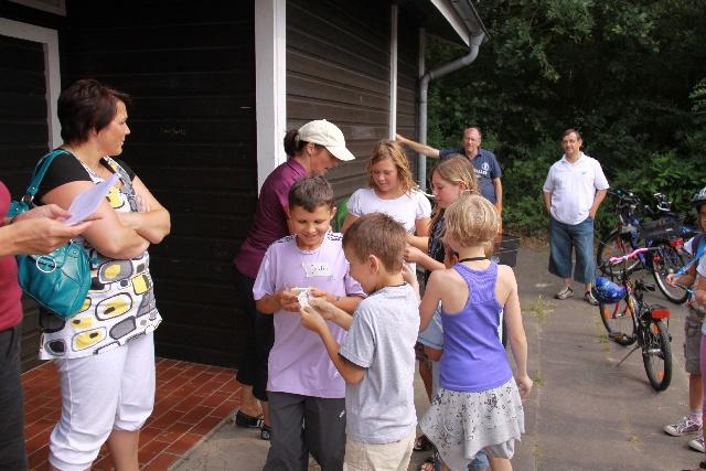  Bildname: IMG_0153.JPG 
 Breite: 640 Pixel 
 Höhe: 427 Pixel 
 Grösse: 155 kB 